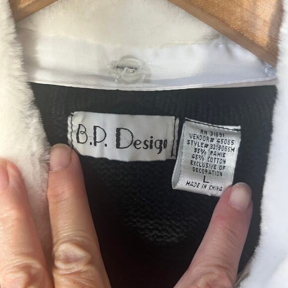 VTG B.P. Design Sweater Ugly Christmas Black Knit Sequins Beaded Fur Collar L - Picture 8 of 9